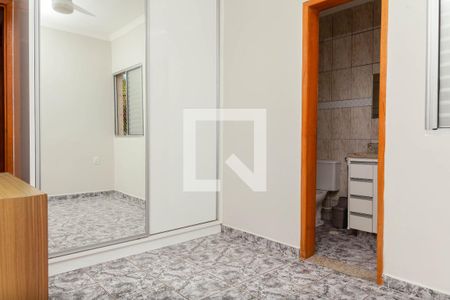 Suíte de apartamento para alugar com 3 quartos, 80m² em Chácaras Tubalina E Quartel, Uberlândia