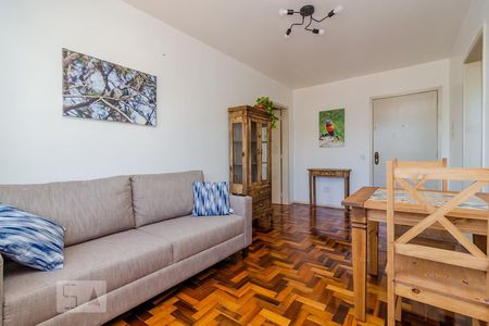 Sala de apartamento para alugar com 1 quarto, 47m² em Partenon, Porto Alegre