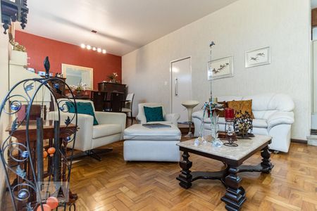 Sala de Estar de casa à venda com 3 quartos, 400m² em Pacaembu, São Paulo