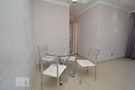 Sala de apartamento para alugar com 3 quartos, 75m² em Gopoúva, Guarulhos