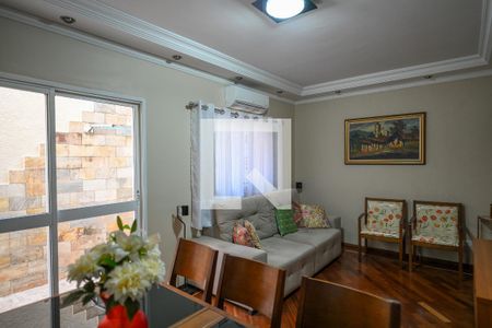 Sala  de casa à venda com 3 quartos, 134m² em Vila Moraes, São Paulo