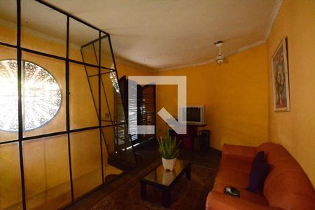 Quarto 2 de casa à venda com 4 quartos, 100m² em Irajá, Rio de Janeiro