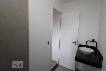 Banheiro de apartamento à venda com 1 quarto, 30m² em Vila Prudente, São Paulo