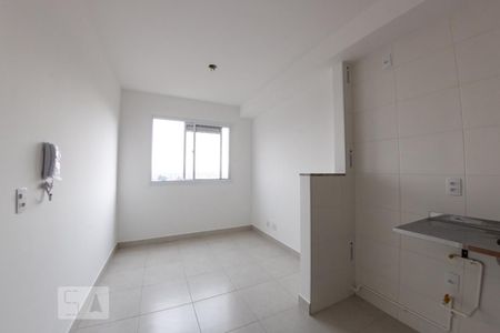 Sala/Cozinha de apartamento à venda com 1 quarto, 30m² em Jardim Adutora, São Paulo