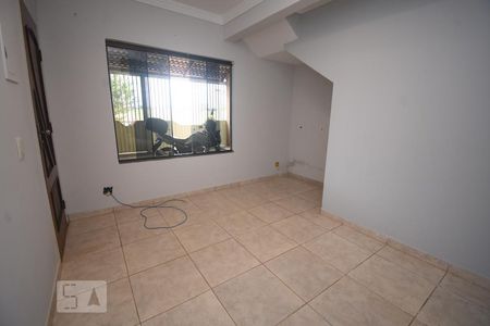 Sala de casa para alugar com 3 quartos, 140m² em Riacho Fundo Ii, Brasília