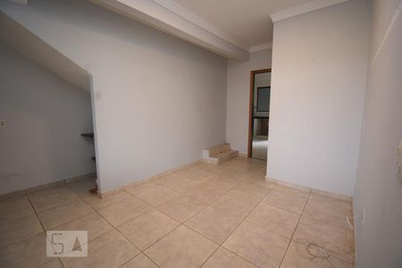 Sala de casa para alugar com 3 quartos, 140m² em Riacho Fundo Ii, Brasília