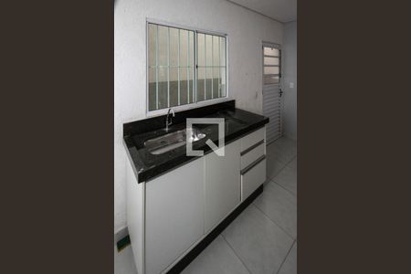 Cozinha de kitnet/studio para alugar com 1 quarto, 32m² em Vila Santa Clara, São Paulo