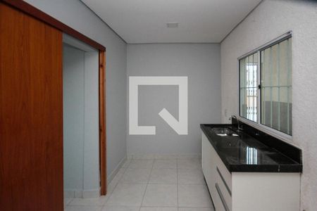 Cozinha de kitnet/studio para alugar com 1 quarto, 32m² em Vila Santa Clara, São Paulo