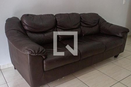 Detalhe sala de apartamento para alugar com 2 quartos, 60m² em Canto do Forte, Praia Grande