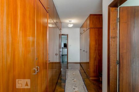 Corredor de casa à venda com 4 quartos, 456m² em Vila Ida, São Paulo