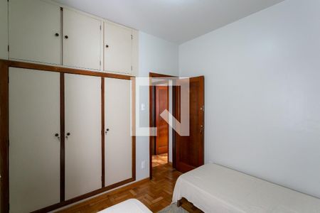 Quarto 1 de apartamento para alugar com 2 quartos, 78m² em Funcionários, Belo Horizonte
