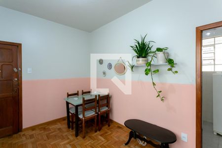 Sala de apartamento para alugar com 2 quartos, 78m² em Funcionários, Belo Horizonte