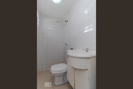 Casa à venda com 196m², 4 quartos e 3 vagas Casa à venda com 196m², 4 quartos e 3 vagasBanheiro da Suíte 03