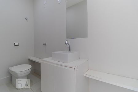 Casa à venda com 196m², 4 quartos e 3 vagas Casa à venda com 196m², 4 quartos e 3 vagasLavabo