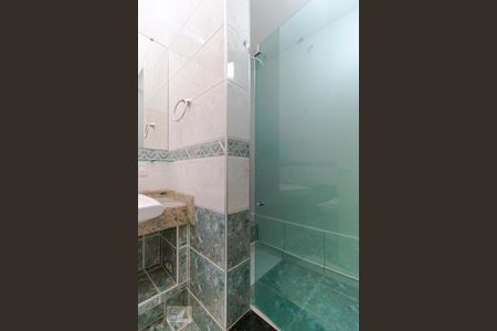 Casa à venda com 196m², 4 quartos e 3 vagas Casa à venda com 196m², 4 quartos e 3 vagasBanheiro da Suíte 01