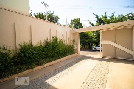 Casa à venda com 196m², 4 quartos e 3 vagas Casa à venda com 196m², 4 quartos e 3 vagasGaragem e Quintal