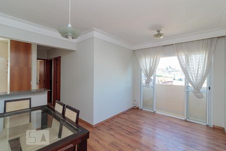Sala de apartamento para alugar com 2 quartos, 51m² em Vila Ema, São Paulo