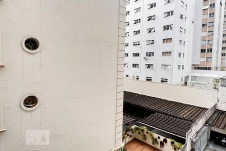 Vista de apartamento à venda com 3 quartos, 108m² em Itaim Bibi, São Paulo