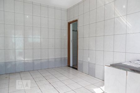 Sala e cozinha de casa para alugar com 1 quarto, 40m² em Vila Mazzei, São Paulo