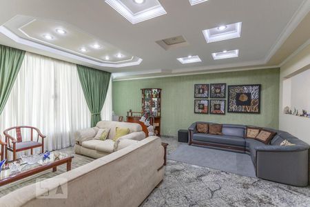 Sala de casa à venda com 4 quartos, 550m² em Vila Romana, São Paulo