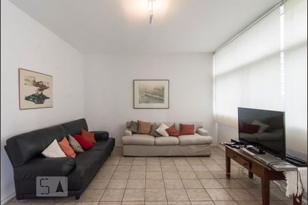 Sala de TV de apartamento à venda com 4 quartos, 319m² em Higienópolis, São Paulo