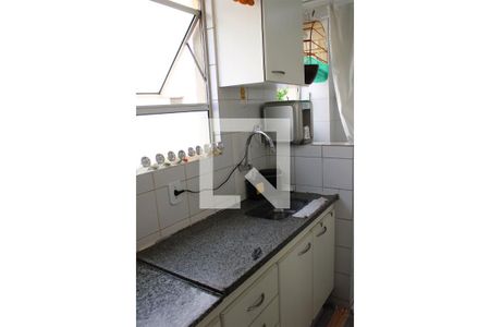 Apartamento à venda com 67m², 2 quartos e 1 vaga Apartamento à venda com 67m², 2 quartos e 1 vagaCozinha/Área de Serviço