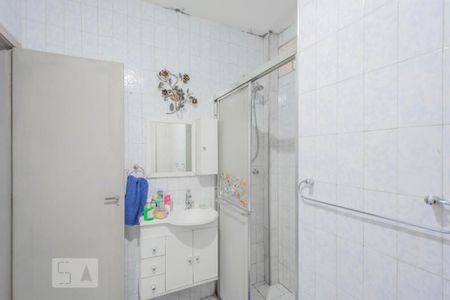 Banheiro de apartamento à venda com 1 quarto, 67m² em Vila Buarque, São Paulo