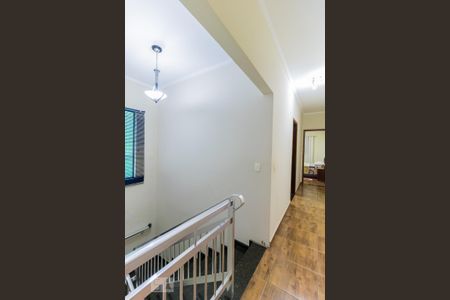 Casa para alugar com 246m², 3 quartos e 2 vagas Casa para alugar com 246m², 3 quartos e 2 vagasCorredor