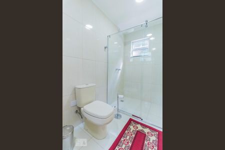 Casa para alugar com 246m², 3 quartos e 2 vagas Casa para alugar com 246m², 3 quartos e 2 vagasBanheiro da Suíte 3