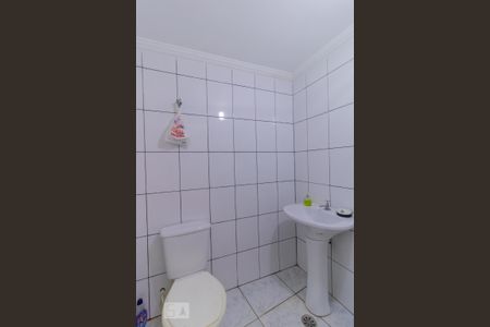 Casa para alugar com 246m², 3 quartos e 2 vagas Casa para alugar com 246m², 3 quartos e 2 vagasBanheiro de Serviço