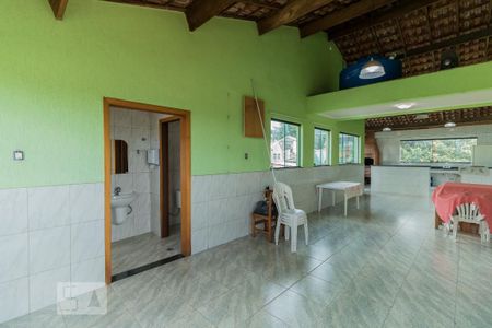 Casa para alugar com 246m², 3 quartos e 2 vagas Casa para alugar com 246m², 3 quartos e 2 vagasSalão