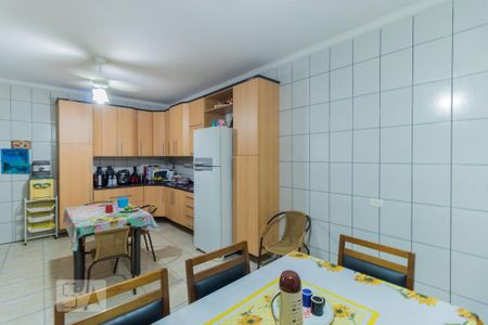 Casa para alugar com 246m², 3 quartos e 2 vagas Casa para alugar com 246m², 3 quartos e 2 vagasCozinha