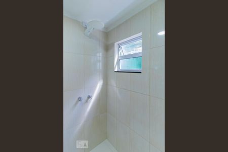 Casa para alugar com 246m², 3 quartos e 2 vagas Casa para alugar com 246m², 3 quartos e 2 vagasDetalhe banheiro