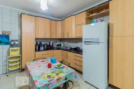 Casa para alugar com 246m², 3 quartos e 2 vagas Casa para alugar com 246m², 3 quartos e 2 vagasCozinha