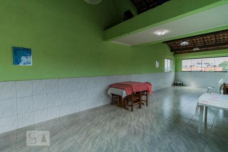 Casa para alugar com 246m², 3 quartos e 2 vagas Casa para alugar com 246m², 3 quartos e 2 vagasSalão