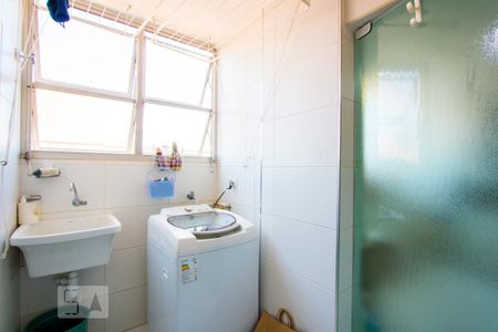 Apartamento à venda com 112m², 3 quartos e 1 vaga Apartamento à venda com 112m², 3 quartos e 1 vagaÁrea de serviço