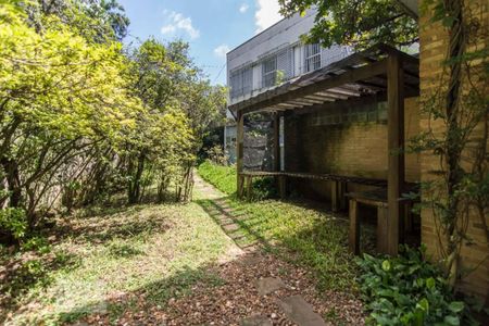 Área Externa de casa à venda com 4 quartos, 526m² em Pacaembu, São Paulo