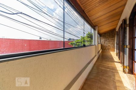 Varanda de casa à venda com 3 quartos, 260m² em Jardim Miriam, São Paulo