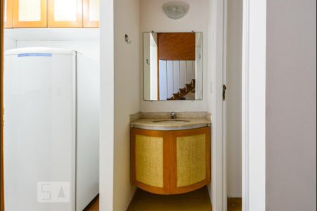 Lavabo de apartamento à venda com 1 quarto, 58m² em Itaim Bibi, São Paulo