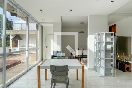 Casa à venda com 500m², 4 quartos e 7 vagasSala