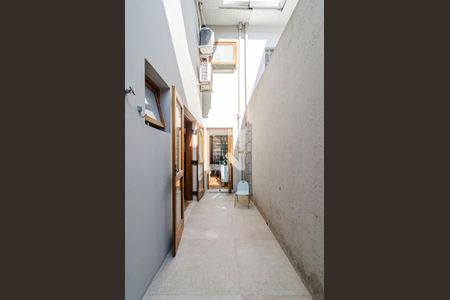 Varanda de casa à venda com 2 quartos, 170m² em Vila Madalena, São Paulo