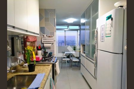 Cozinha de apartamento à venda com 3 quartos, 93m² em Vila Diva (Zona Norte), São Paulo