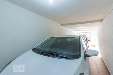 Casa à venda com 300m², 3 quartos e 3 vagas Casa à venda com 300m², 3 quartos e 3 vagasGaragem
