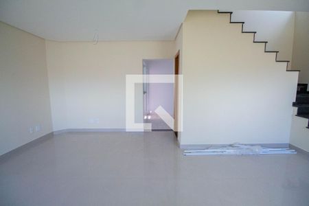 Sala de casa à venda com 3 quartos, 84m² em Vila Primavera, São Paulo