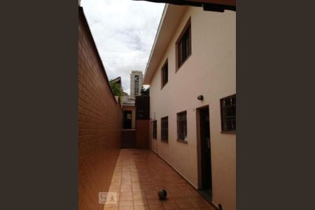 Área Externa de casa à venda com 3 quartos, 175m² em Vila Gumercindo, São Paulo