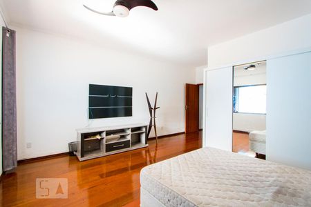 Sala de casa à venda com 5 quartos, 290m² em Vila Sao Pedro, Santo André