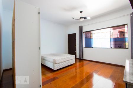 Sala de casa à venda com 5 quartos, 290m² em Vila Sao Pedro, Santo André