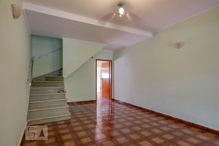 Sala de casa à venda com 3 quartos, 80m² em Vila Gumercindo, São Paulo