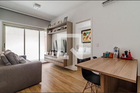 Sala de apartamento para alugar com 1 quarto, 86m² em Pinheiros, São Paulo