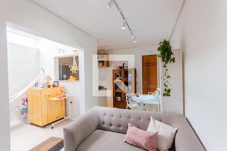 Sala de apartamento à venda com 2 quartos, 46m² em Vila Scarpelli, Santo André